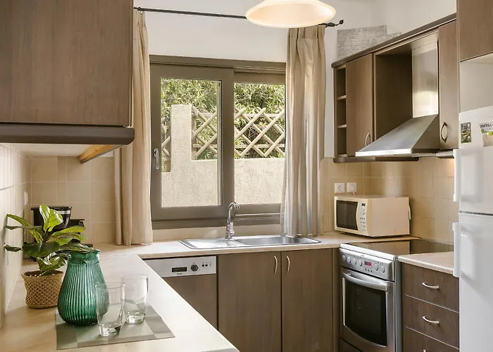 Helios * Spartia (Kefalonia)